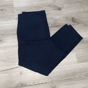 Old Navy High-Rise Pixie Pants. Women’s size 10. Navy Blue